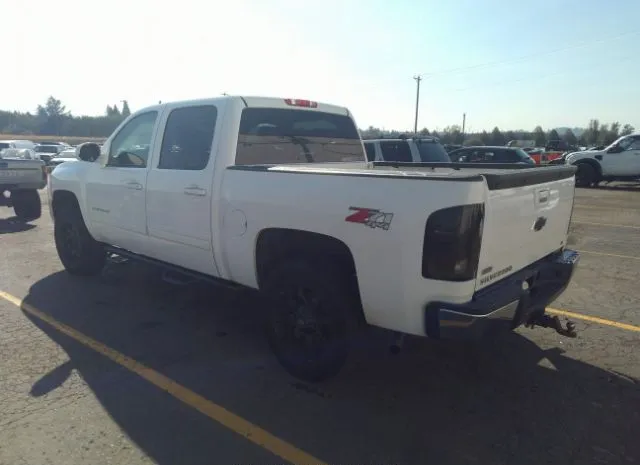 Photo 2 VIN: 3GCPKSE30BG323342 - CHEVROLET SILVERADO 1500 