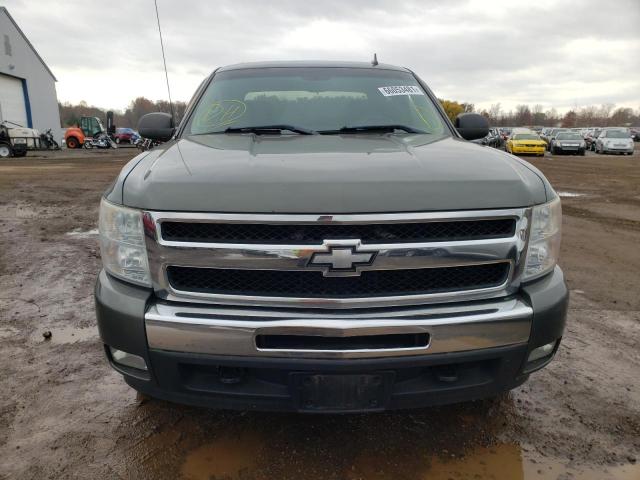 Photo 8 VIN: 3GCPKSE30BG334101 - CHEVROLET SILVERADO 