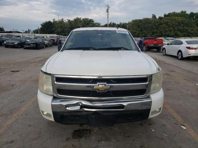 Photo 9 VIN: 3GCPKSE31BG176285 - CHEVROLET SILVERADO 