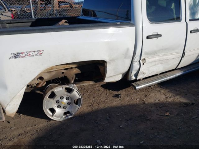 Photo 5 VIN: 3GCPKSE31BG308378 - CHEVROLET SILVERADO 1500 