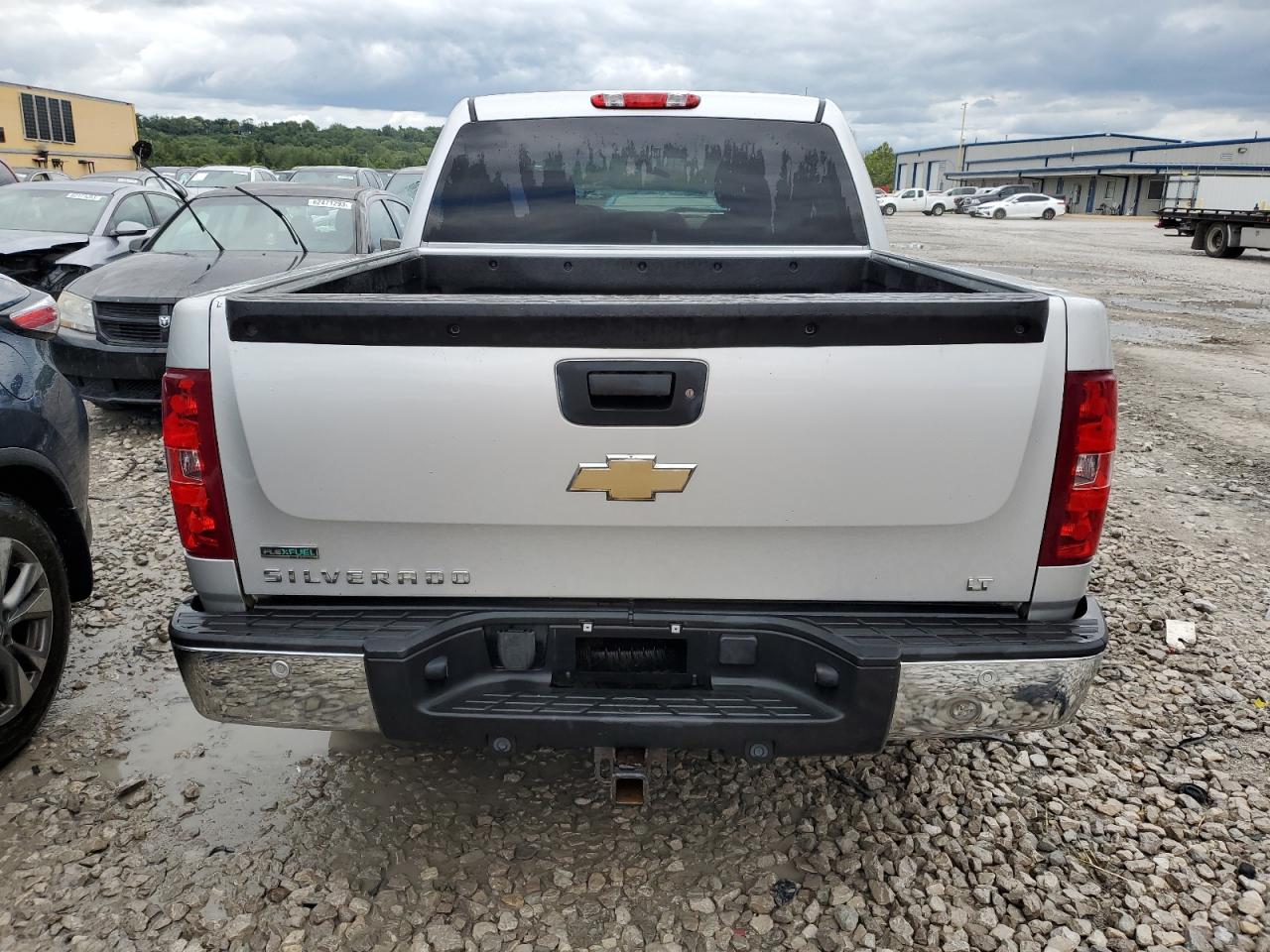 Photo 5 VIN: 3GCPKSE32BG186646 - CHEVROLET SILVERADO 