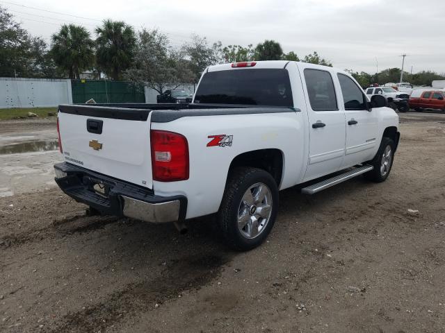 Photo 3 VIN: 3GCPKSE32BG205809 - CHEVROLET SILVERADO 