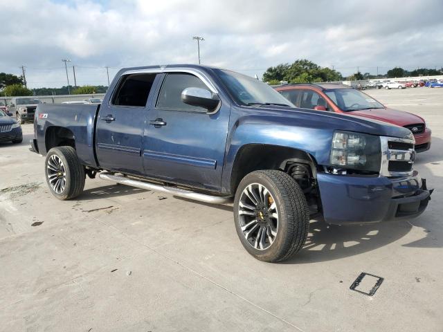 Photo 3 VIN: 3GCPKSE32BG276282 - CHEVROLET SILVERADO 