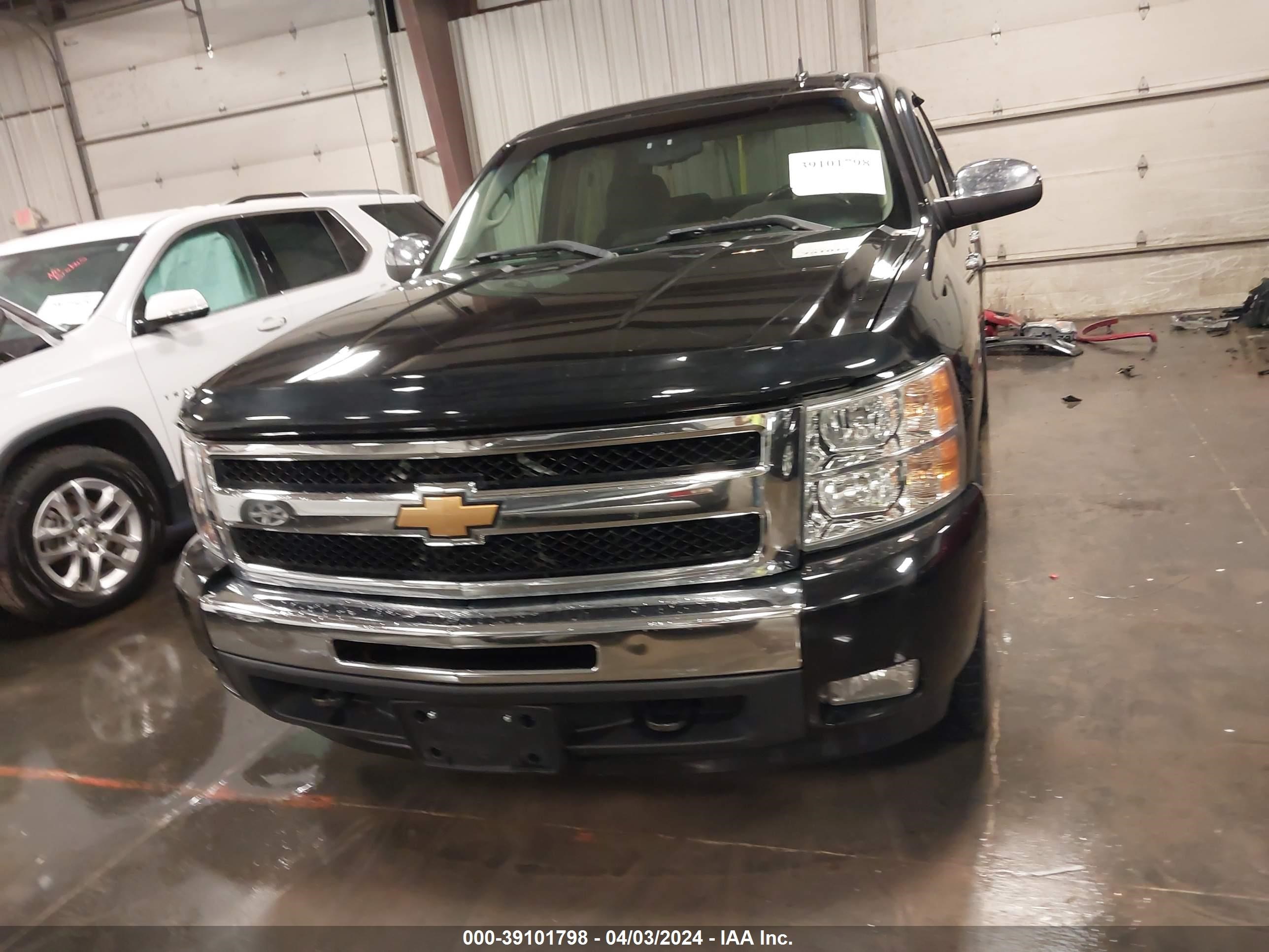 Photo 12 VIN: 3GCPKSE32BG374387 - CHEVROLET SILVERADO 