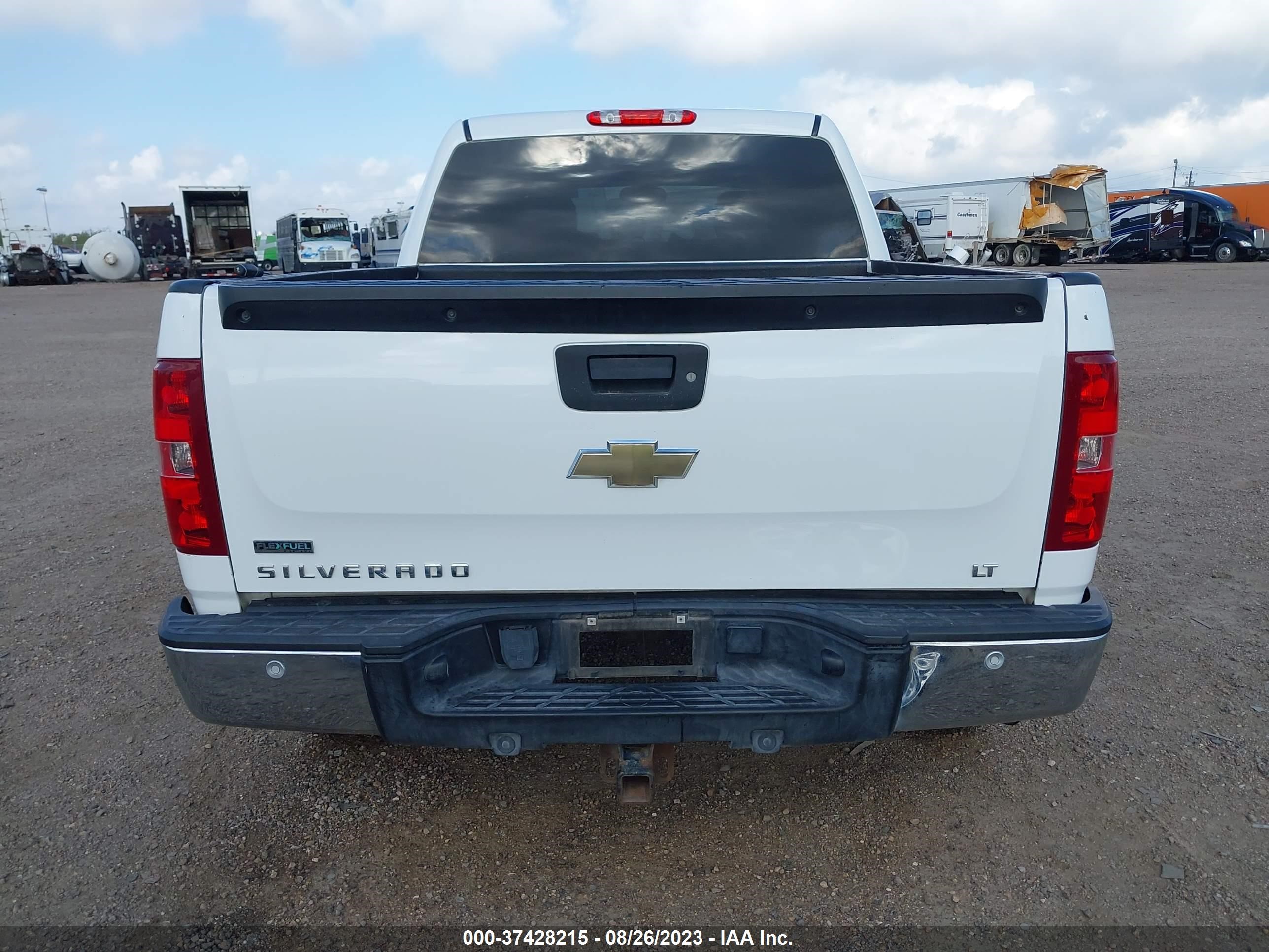 Photo 16 VIN: 3GCPKSE32BG396440 - CHEVROLET SILVERADO 