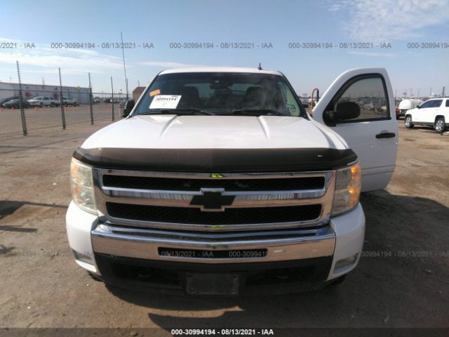 Photo 5 VIN: 3GCPKSE33BG124995 - CHEVROLET SILVERADO 1500 