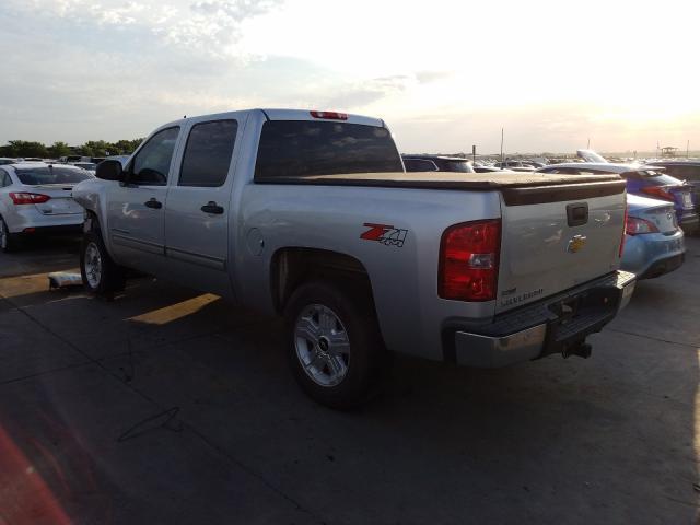 Photo 2 VIN: 3GCPKSE34BG131390 - CHEVROLET SILVERADO 