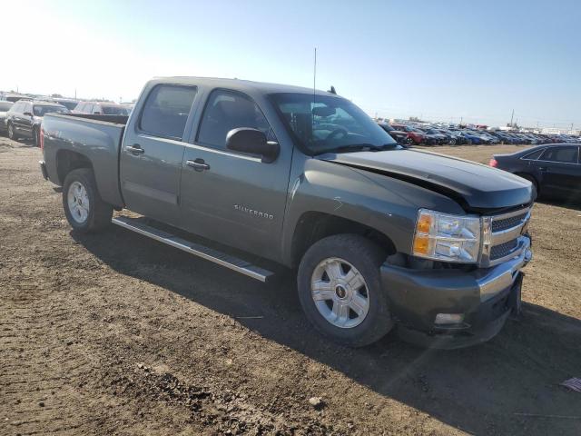 Photo 3 VIN: 3GCPKSE34BG141532 - CHEVROLET SILVERADO 