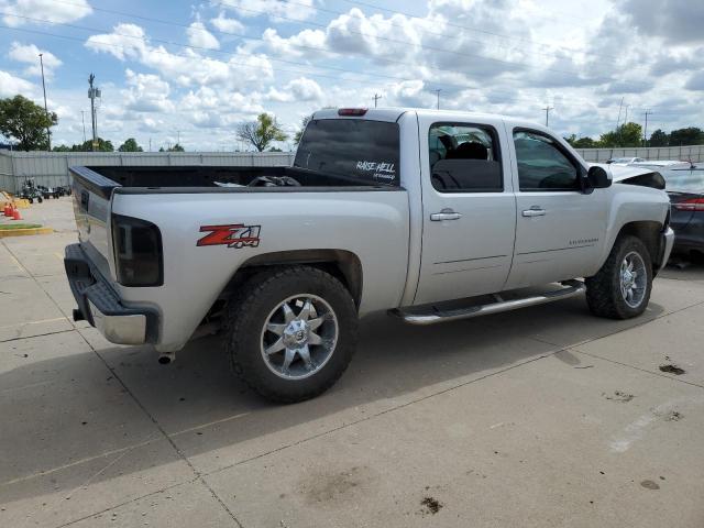 Photo 2 VIN: 3GCPKSE34BG229156 - CHEVROLET SILVERADO 