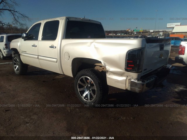 Photo 2 VIN: 3GCPKSE34BG247818 - CHEVROLET SILVERADO 1500 