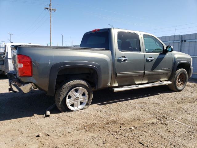 Photo 2 VIN: 3GCPKSE34BG313803 - CHEVROLET SILVERADO 