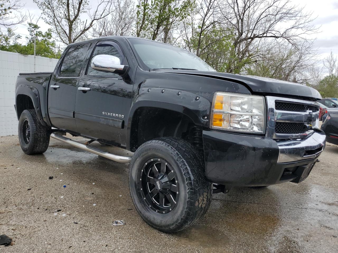 Photo 3 VIN: 3GCPKSE35BG148828 - CHEVROLET SILVERADO 