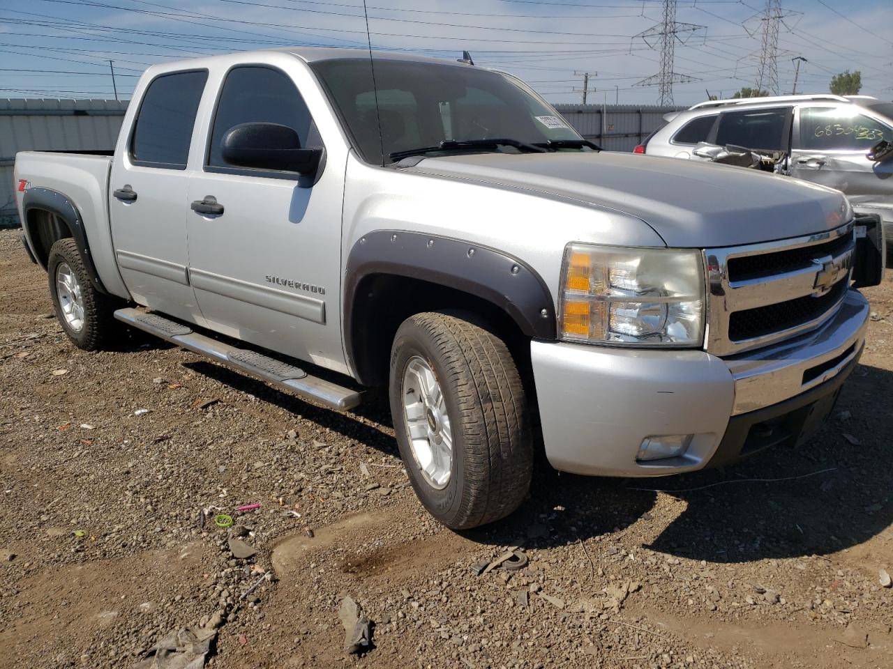 Photo 3 VIN: 3GCPKSE35BG188746 - CHEVROLET SILVERADO 