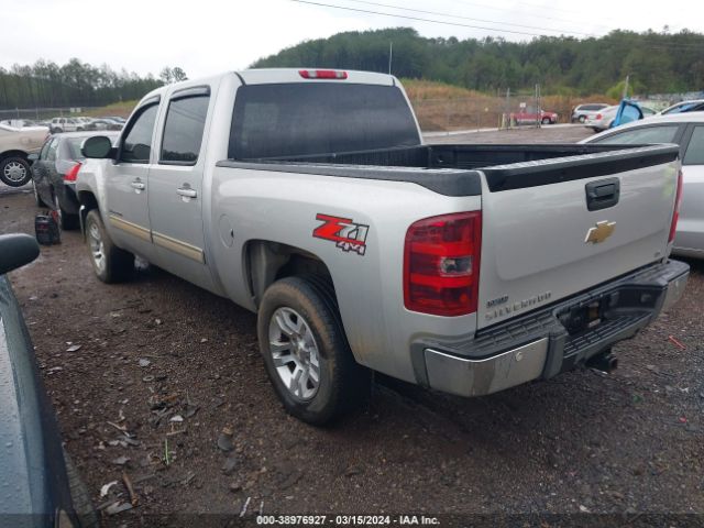 Photo 2 VIN: 3GCPKSE35BG224984 - CHEVROLET SILVERADO 1500 