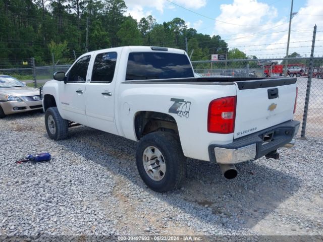 Photo 2 VIN: 3GCPKSE35BG388705 - CHEVROLET SILVERADO 1500 