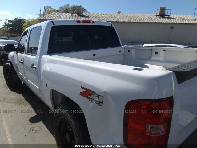 Photo 2 VIN: 3GCPKSE37BG147051 - CHEVROLET SILVERADO 1500 