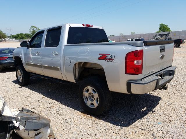 Photo 2 VIN: 3GCPKSE37BG149608 - CHEVROLET SILVERADO 