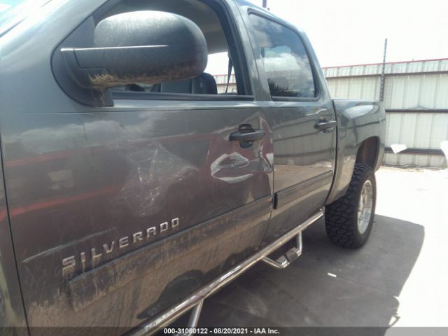 Photo 5 VIN: 3GCPKSE37BG213808 - CHEVROLET SILVERADO 1500 