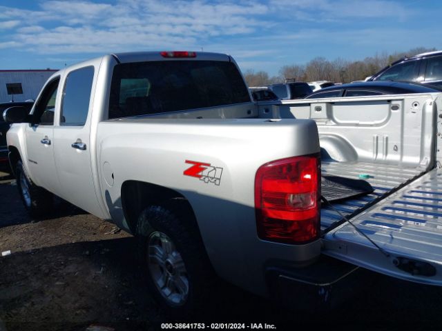 Photo 2 VIN: 3GCPKSE37BG246646 - CHEVROLET SILVERADO 1500 