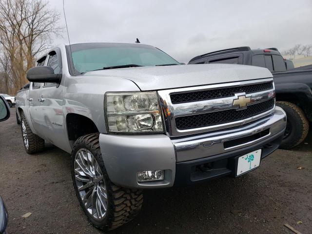 Photo 3 VIN: 3GCPKSE38BG141470 - CHEVROLET SILVERADO 