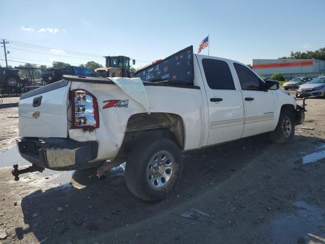 Photo 2 VIN: 3GCPKSE38BG208018 - CHEVROLET SILVERADO 