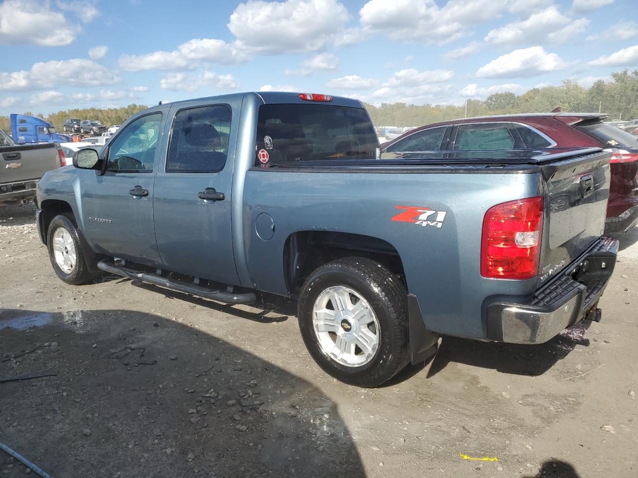 Photo 1 VIN: 3GCPKSE38BG342866 - CHEVROLET SILVERADO 