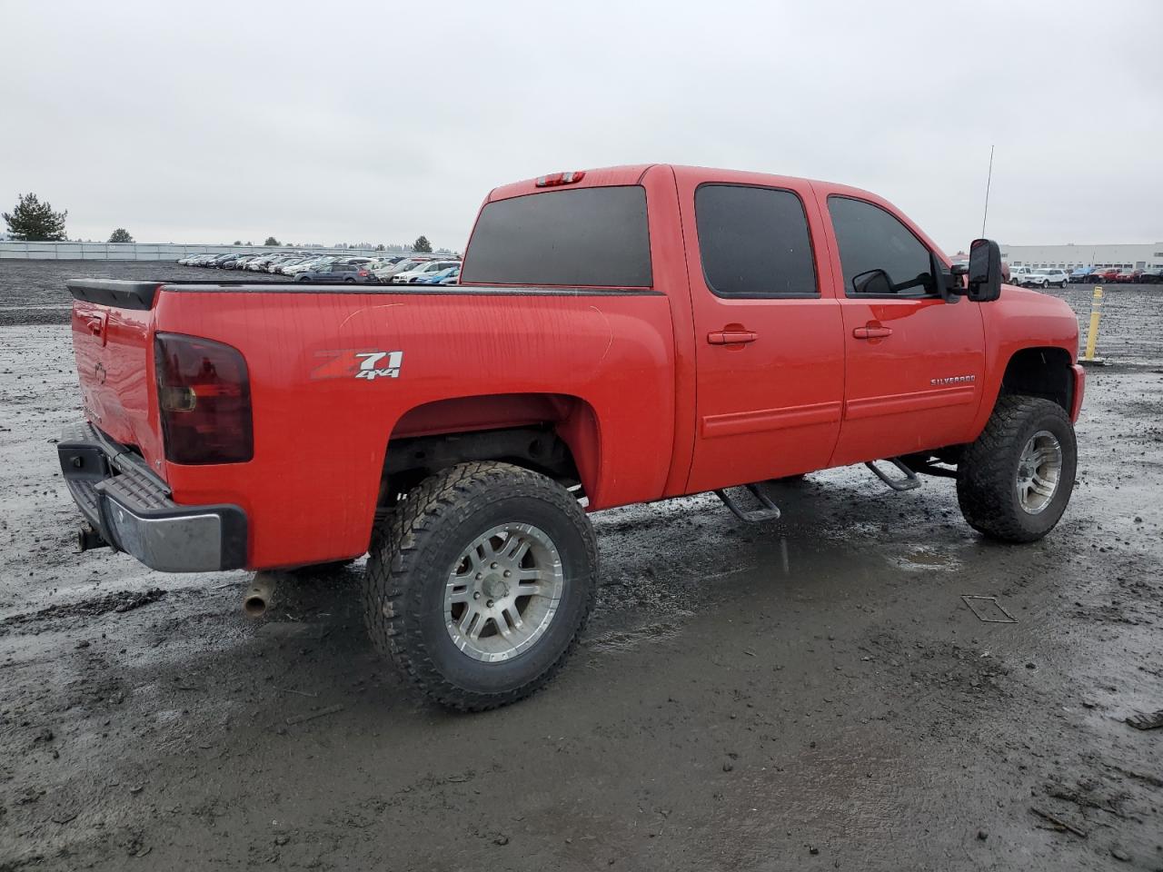 Photo 2 VIN: 3GCPKSE39BG179015 - CHEVROLET SILVERADO 