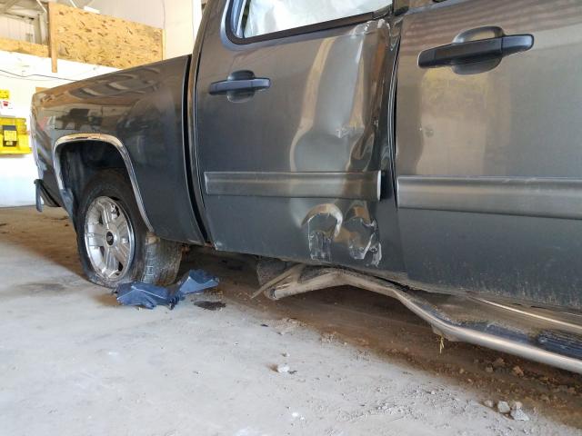 Photo 8 VIN: 3GCPKSE39BG271077 - CHEVROLET SILVERADO 