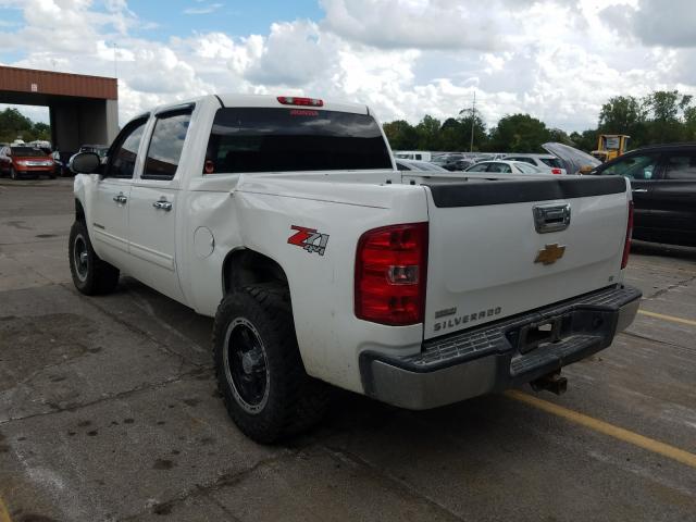 Photo 2 VIN: 3GCPKSE39BG400841 - CHEVROLET SILVERADO 