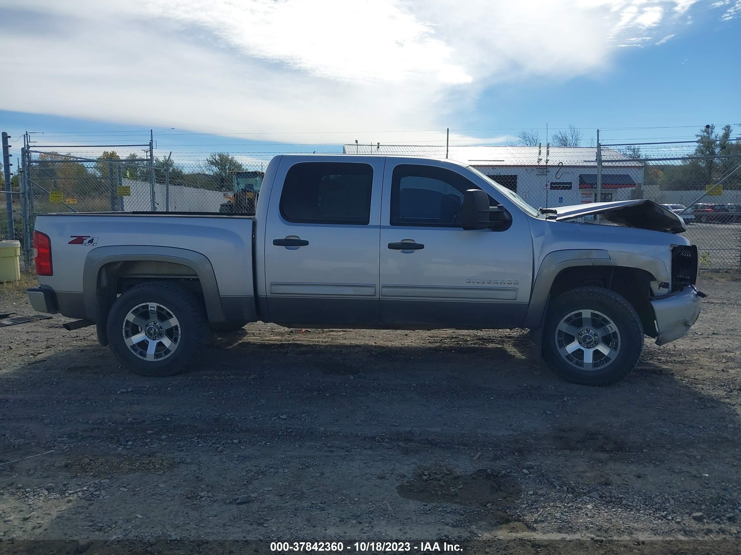 Photo 13 VIN: 3GCPKSE3XBG138604 - CHEVROLET SILVERADO 