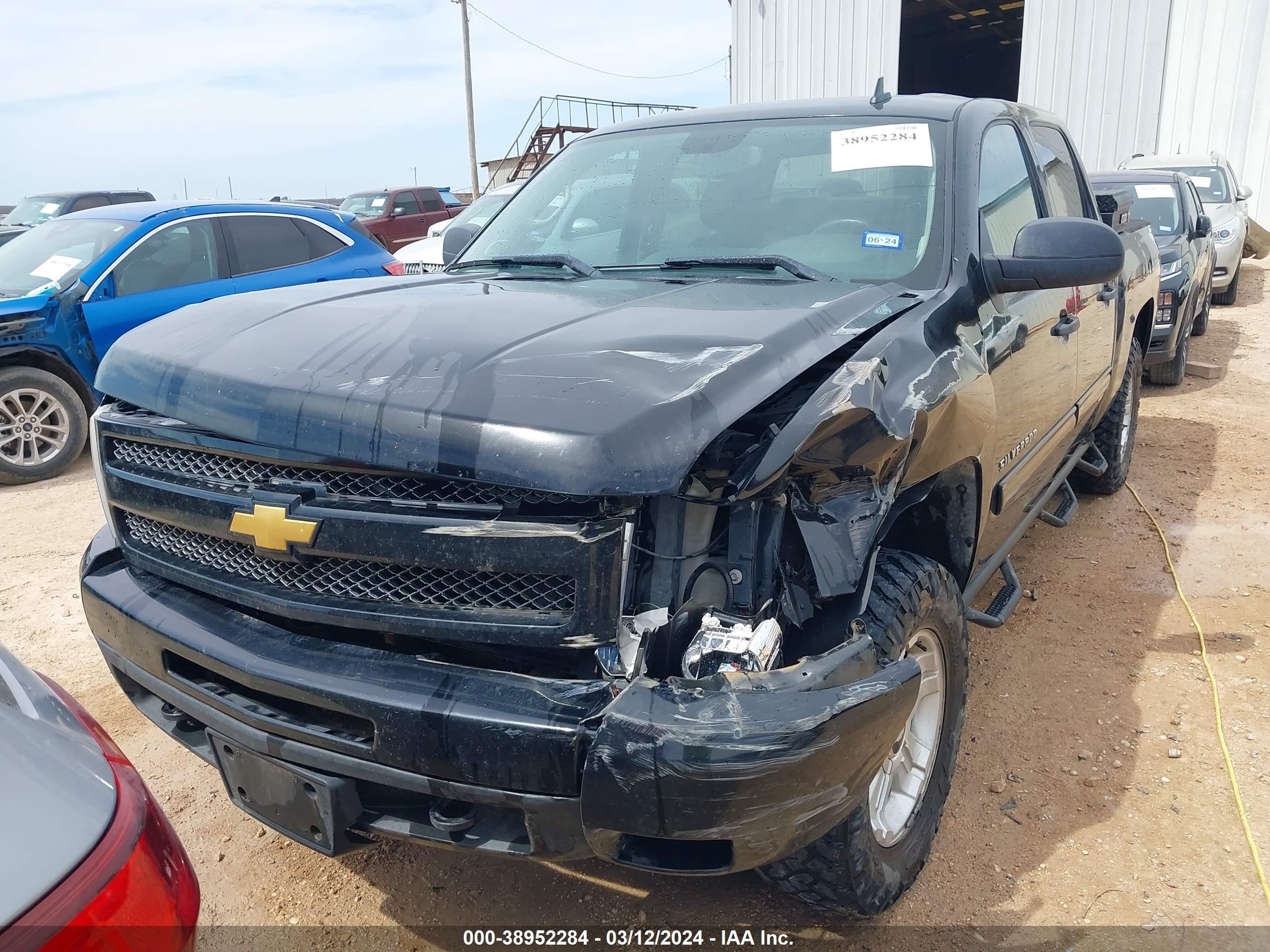 Photo 11 VIN: 3GCPKSE3XBG244003 - CHEVROLET SILVERADO 