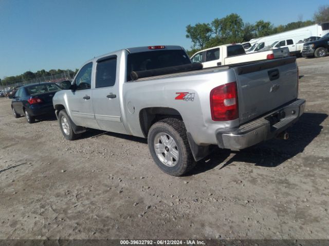 Photo 2 VIN: 3GCPKSE3XBG316592 - CHEVROLET SILVERADO 