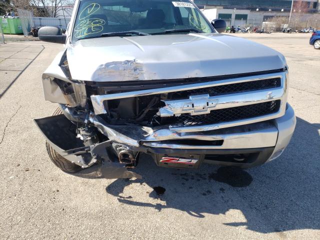 Photo 8 VIN: 3GCPKSE3XBG390367 - CHEVROLET SILVERADO 