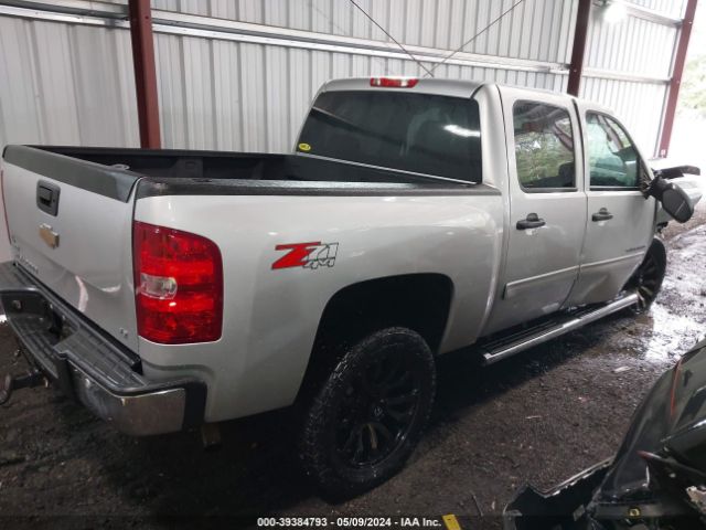 Photo 3 VIN: 3GCPKSE3XBG403988 - CHEVROLET SILVERADO 