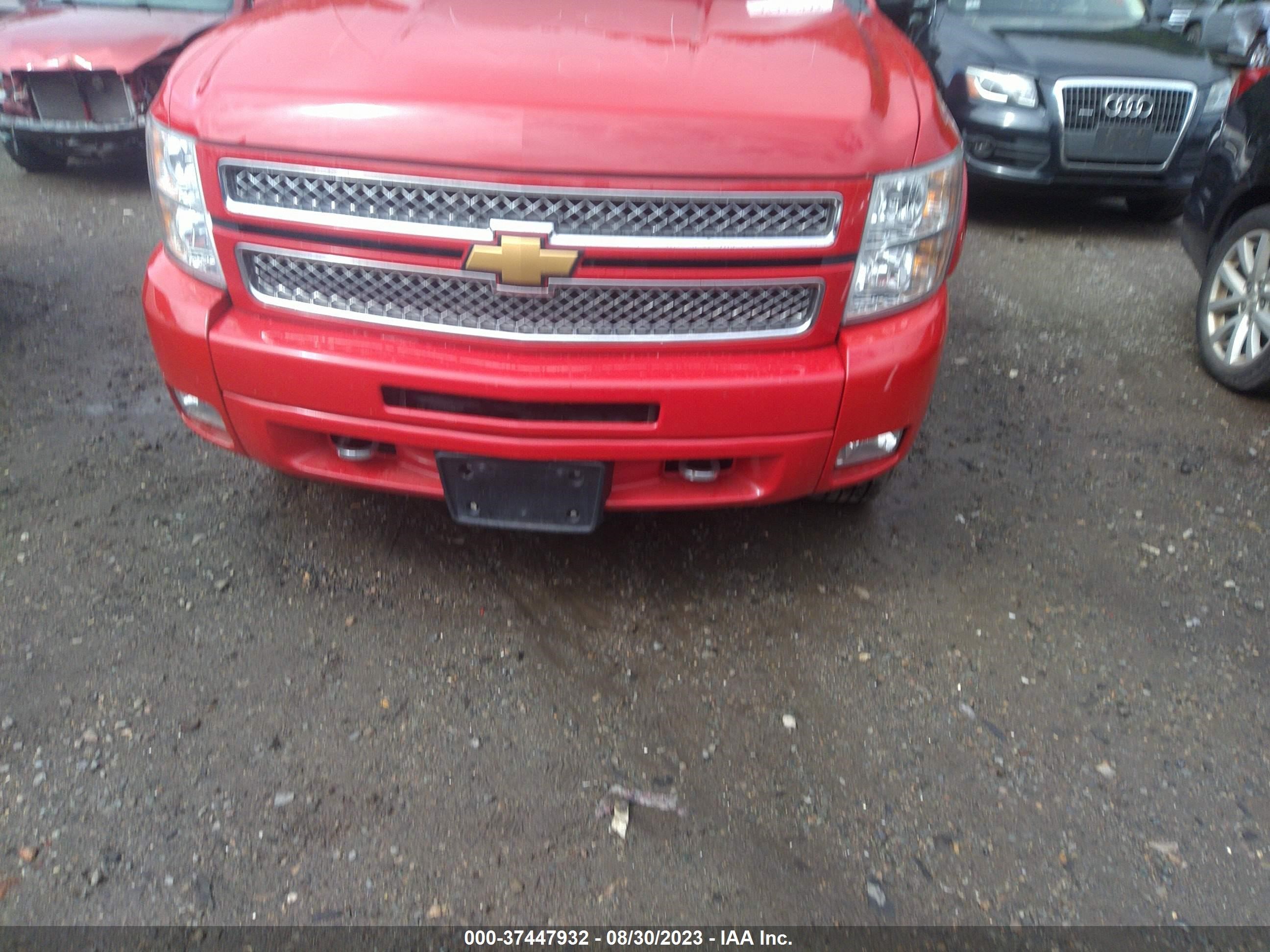 Photo 11 VIN: 3GCPKSE70DG241780 - CHEVROLET SILVERADO 