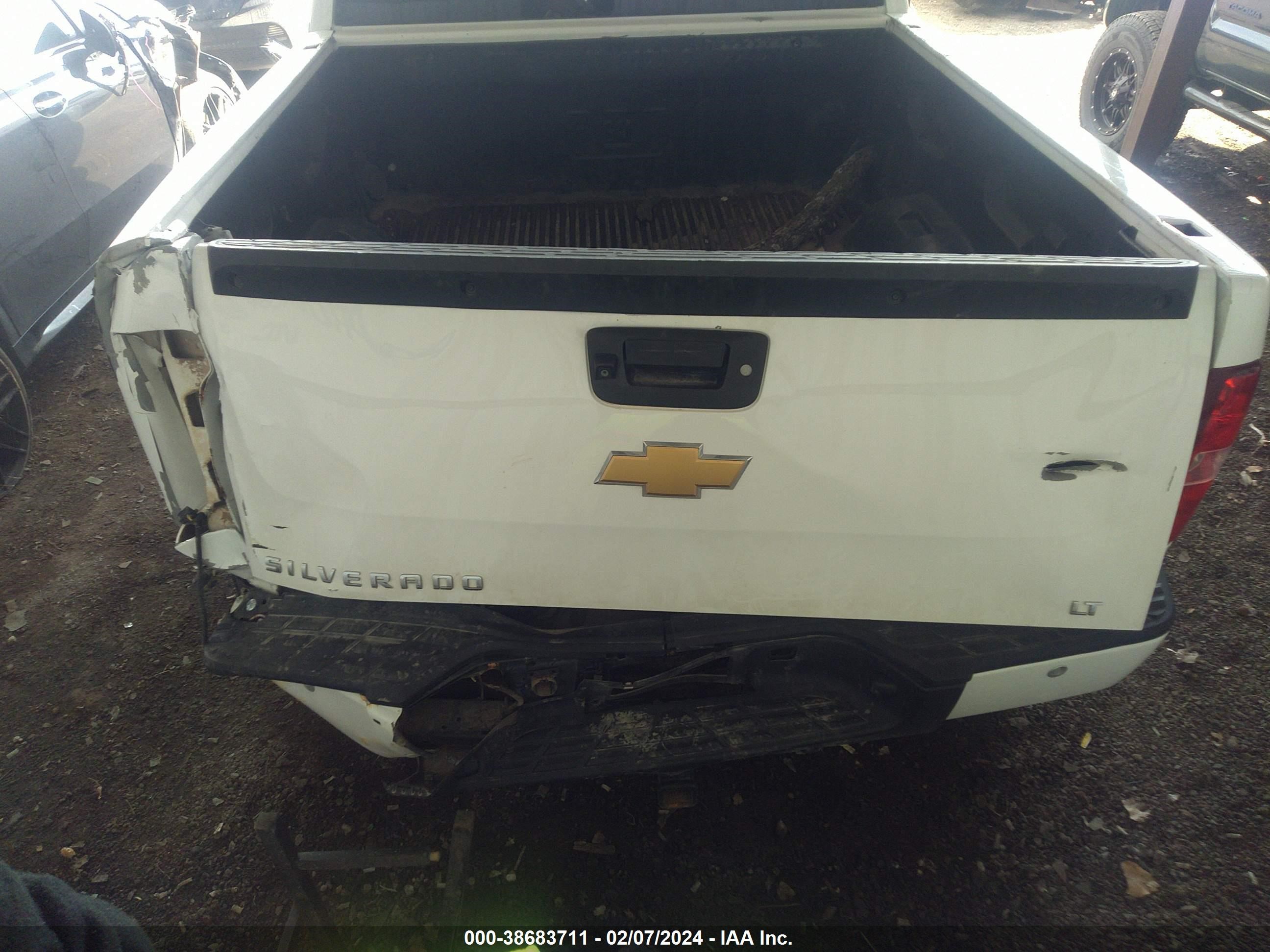 Photo 16 VIN: 3GCPKSE70DG262922 - CHEVROLET SILVERADO 