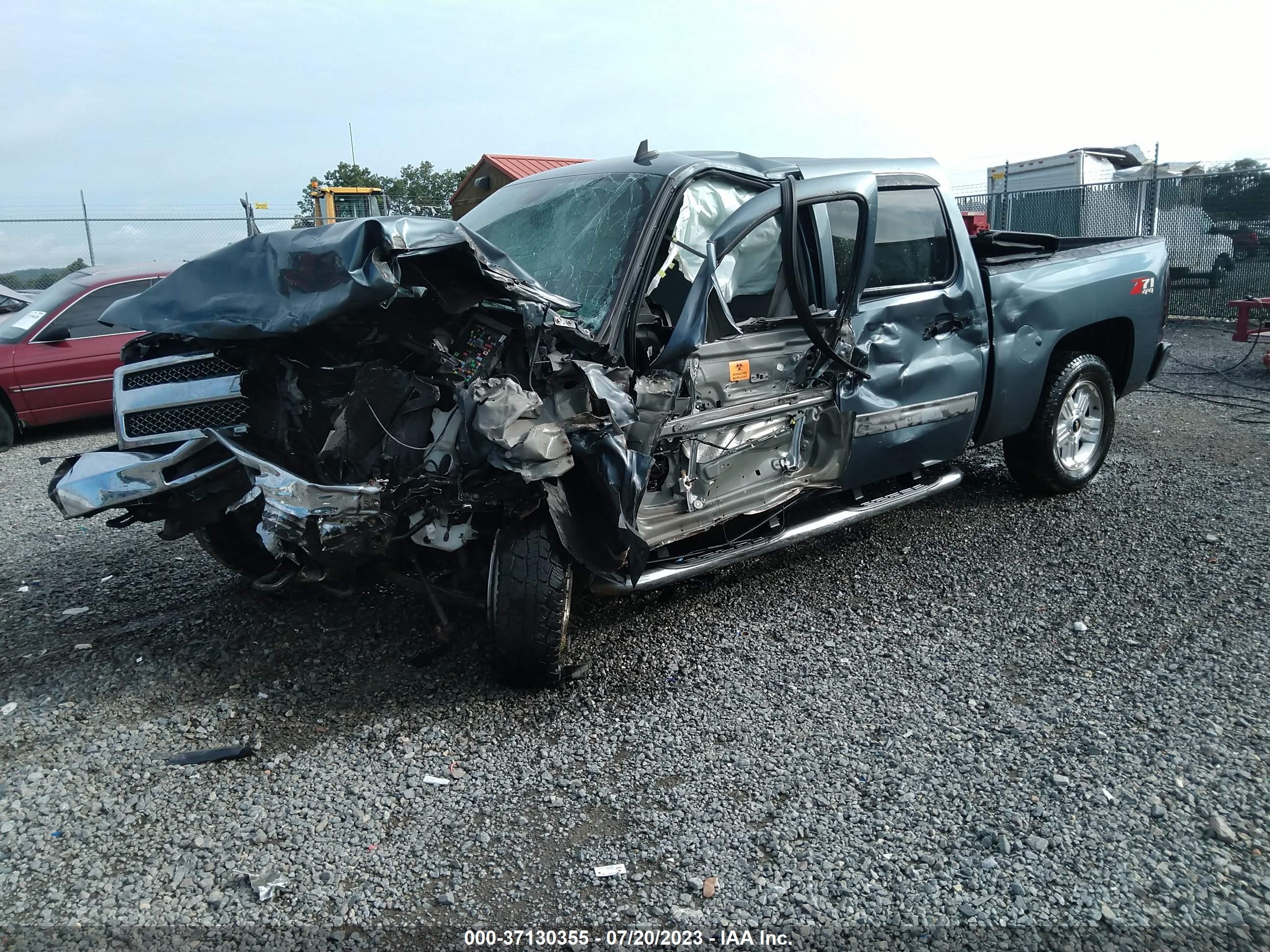 Photo 1 VIN: 3GCPKSE70DG278652 - CHEVROLET SILVERADO 