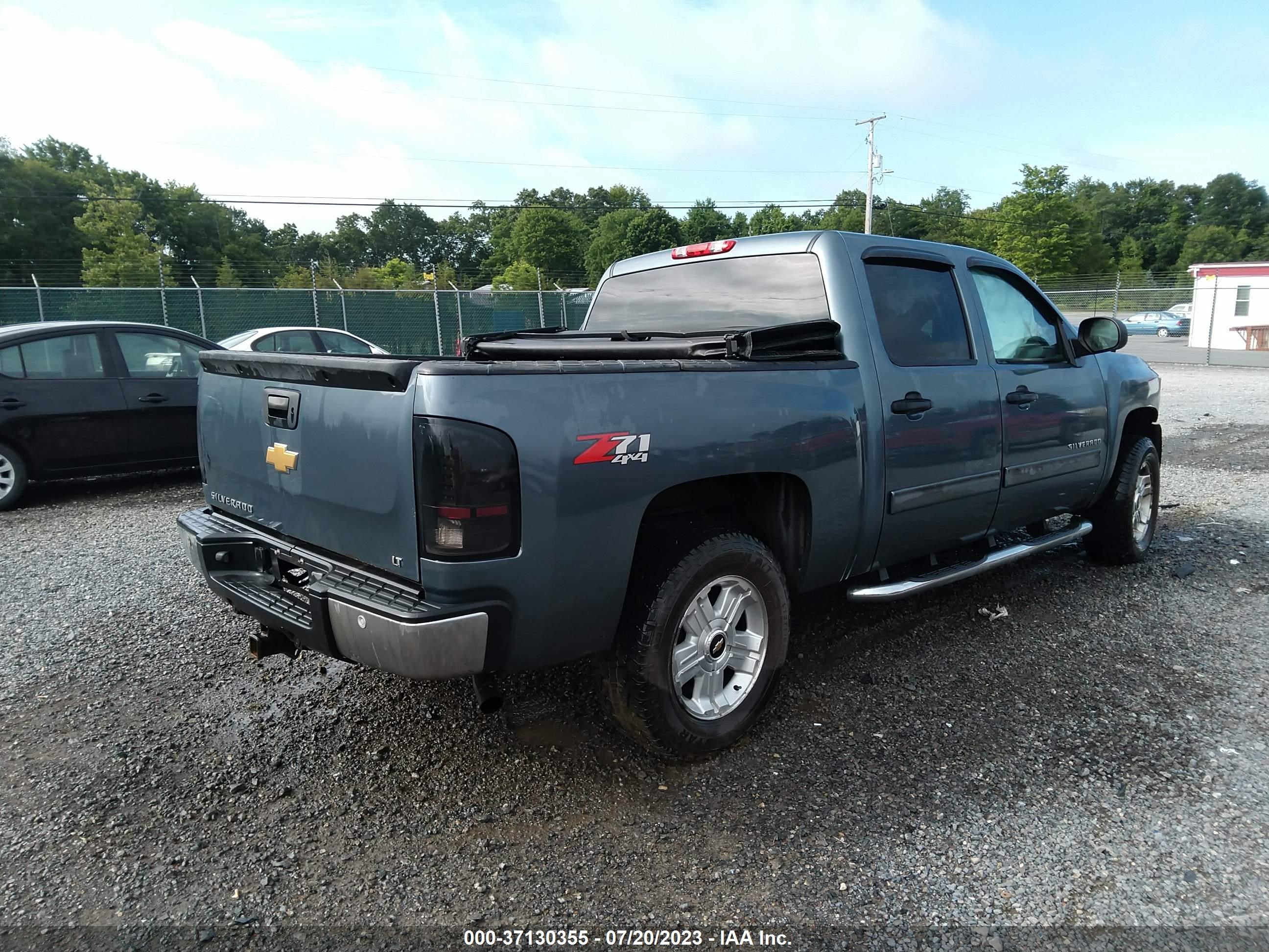 Photo 3 VIN: 3GCPKSE70DG278652 - CHEVROLET SILVERADO 