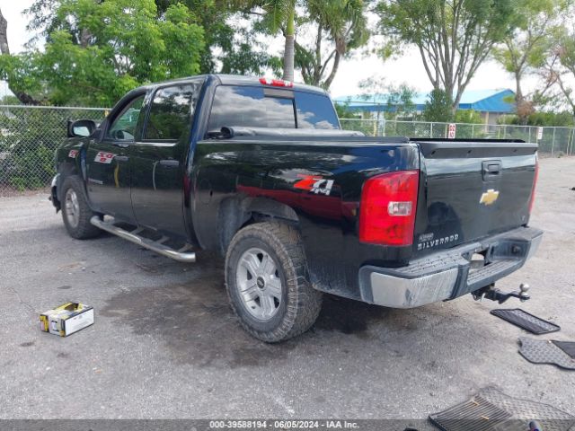 Photo 2 VIN: 3GCPKSE70DG288176 - CHEVROLET SILVERADO 