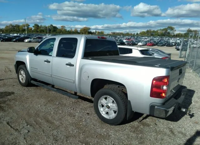 Photo 2 VIN: 3GCPKSE70DG374412 - CHEVROLET SILVERADO 1500 