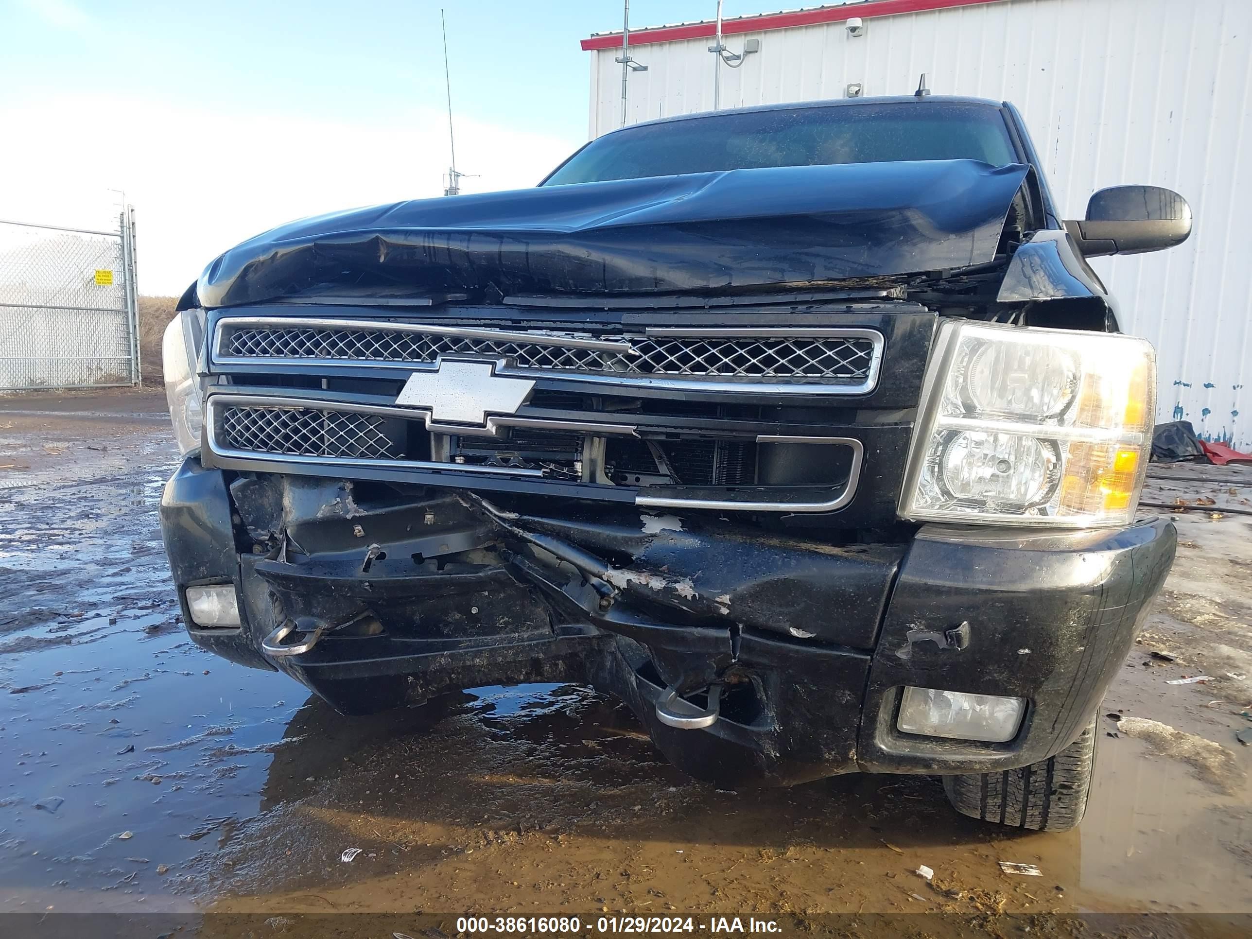 Photo 5 VIN: 3GCPKSE71CG305940 - CHEVROLET SILVERADO 