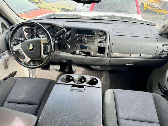 Photo 8 VIN: 3GCPKSE71DG102953 - CHEVROLET SILVERADO 