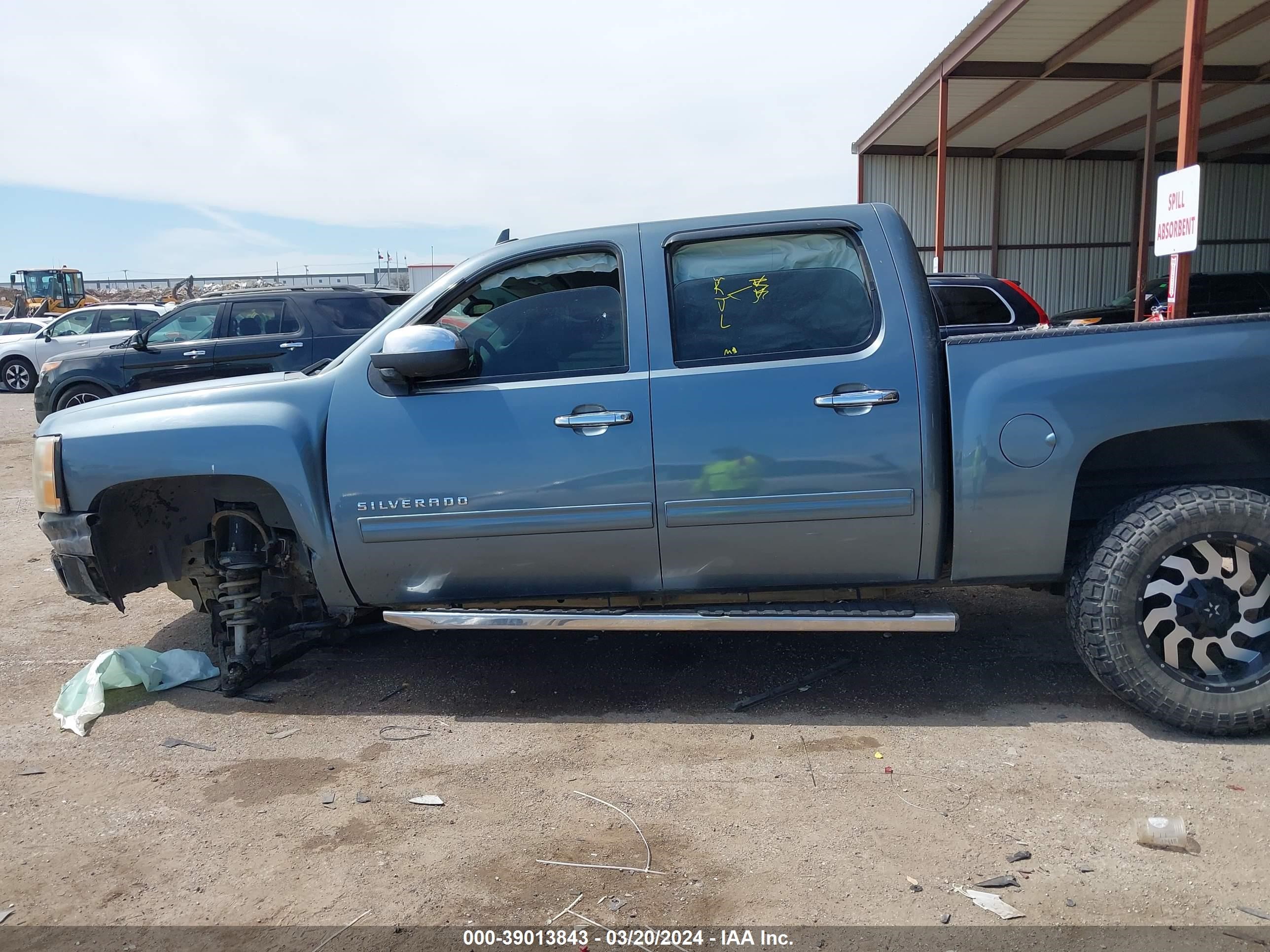 Photo 13 VIN: 3GCPKSE71DG104301 - CHEVROLET SILVERADO 