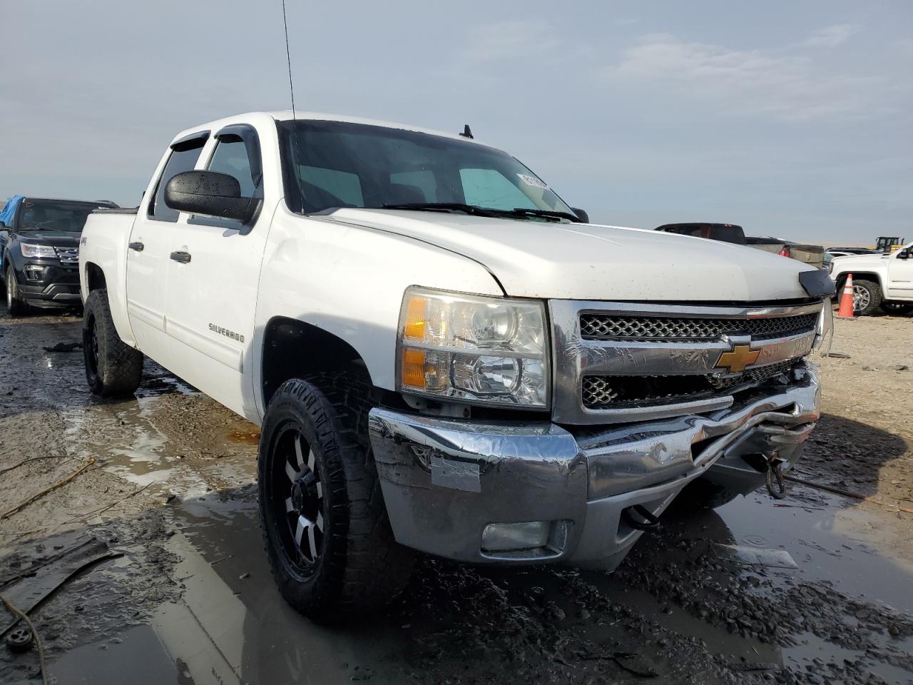 Photo 3 VIN: 3GCPKSE72CG103138 - CHEVROLET SILVERADO 