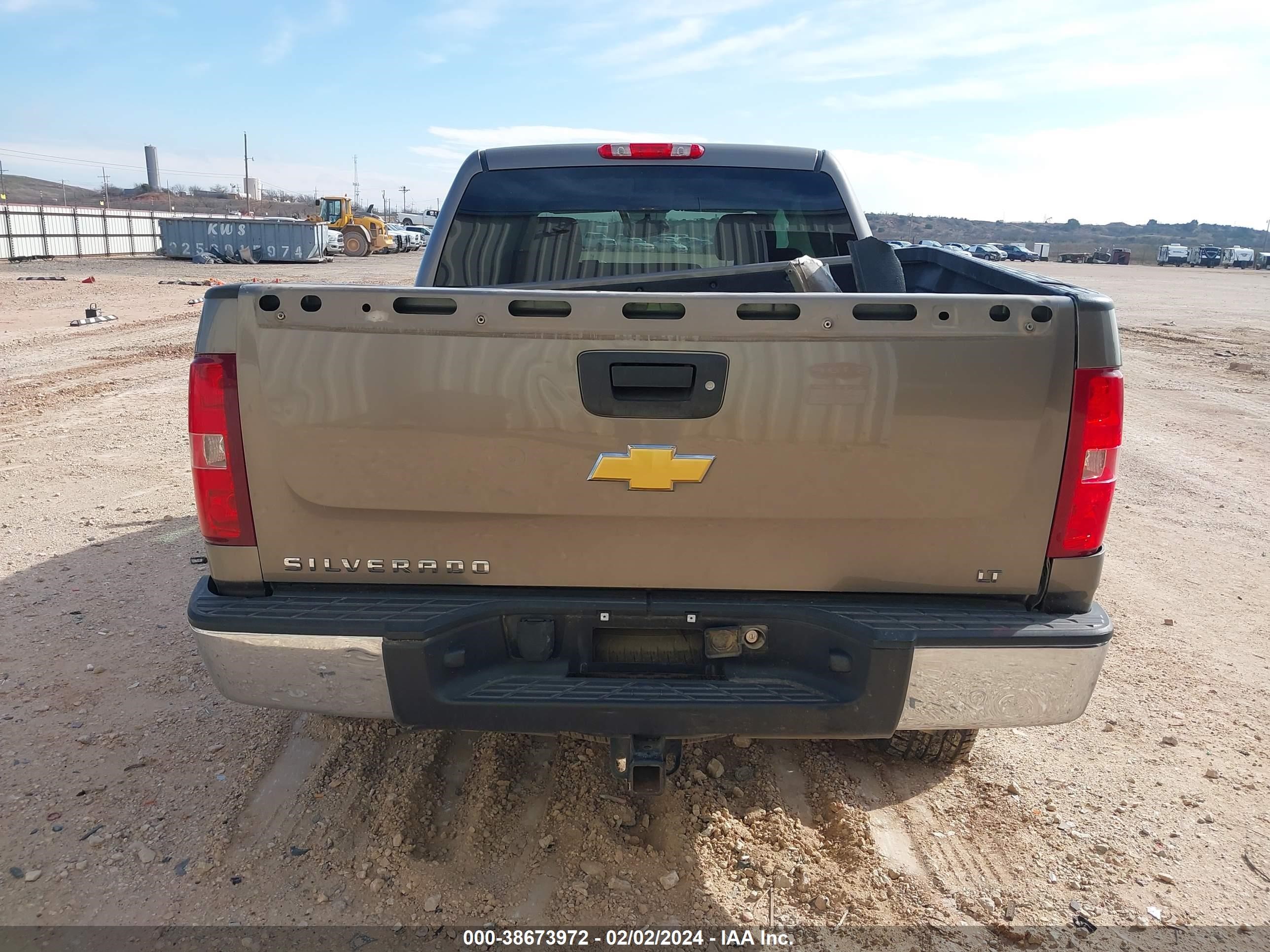 Photo 15 VIN: 3GCPKSE72CG207838 - CHEVROLET SILVERADO 