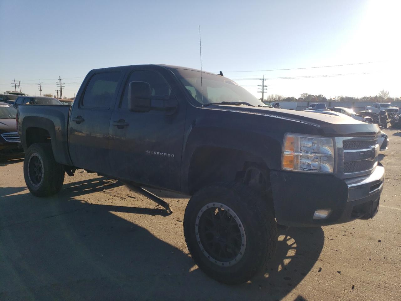 Photo 3 VIN: 3GCPKSE72CG266923 - CHEVROLET SILVERADO 