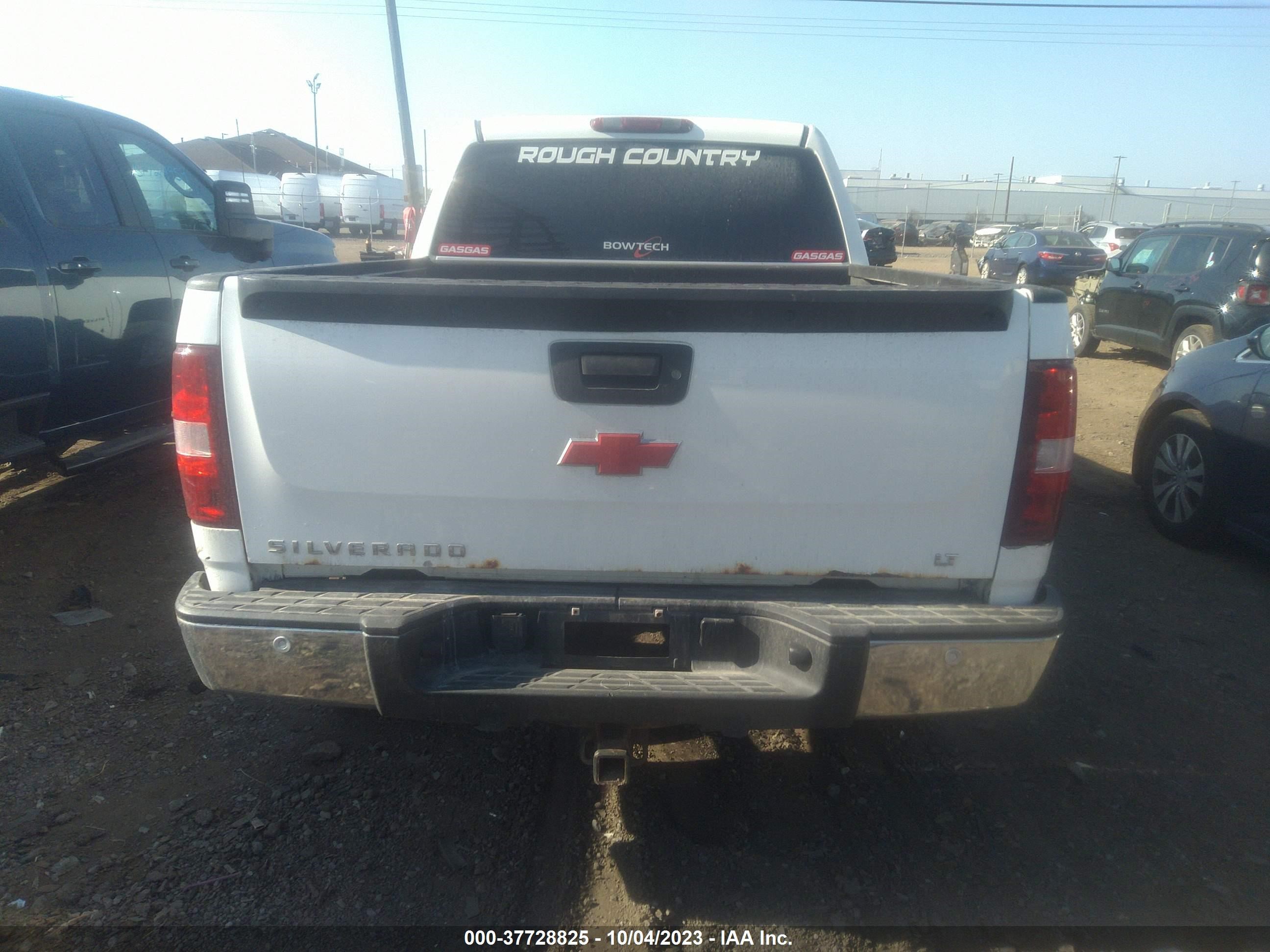 Photo 14 VIN: 3GCPKSE72DG158058 - CHEVROLET SILVERADO 