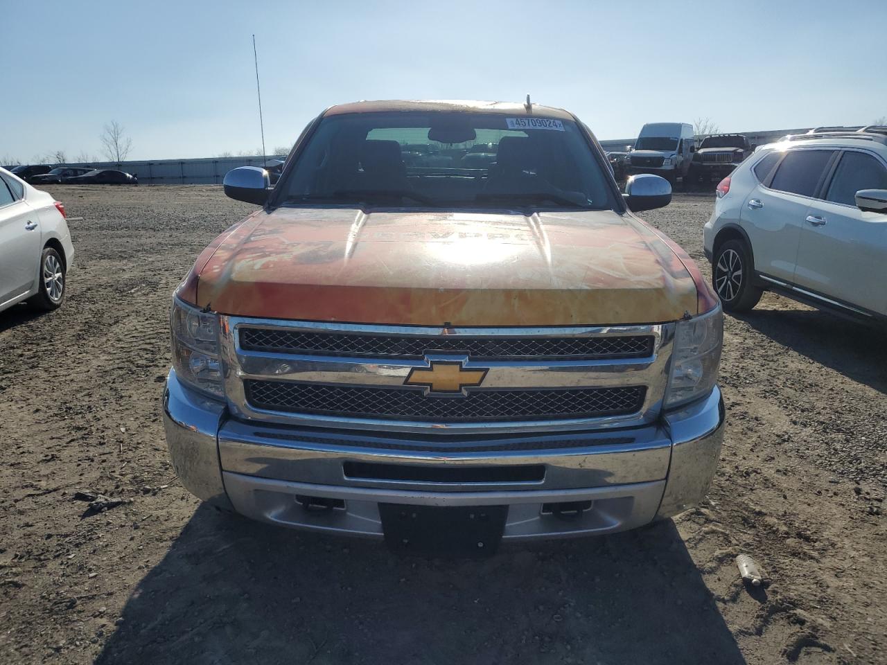 Photo 4 VIN: 3GCPKSE72DG242509 - CHEVROLET SILVERADO 