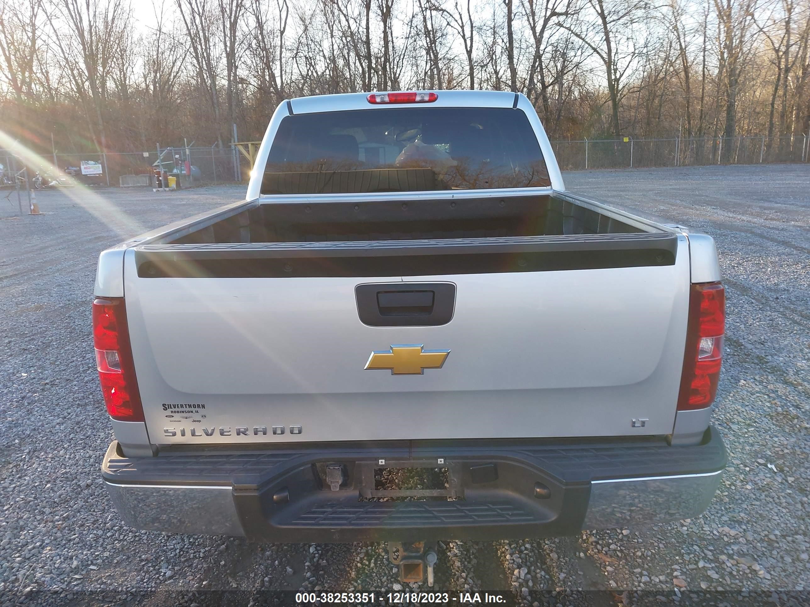 Photo 15 VIN: 3GCPKSE73DG109371 - CHEVROLET SILVERADO 