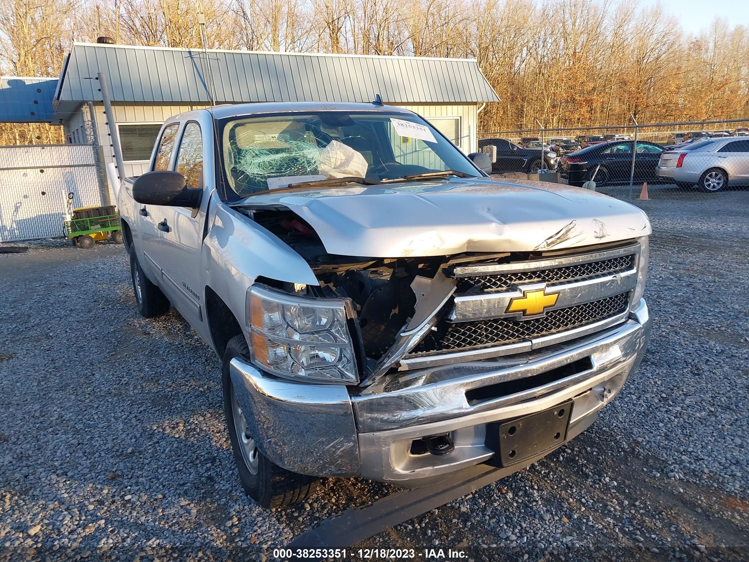 Photo 5 VIN: 3GCPKSE73DG109371 - CHEVROLET SILVERADO 